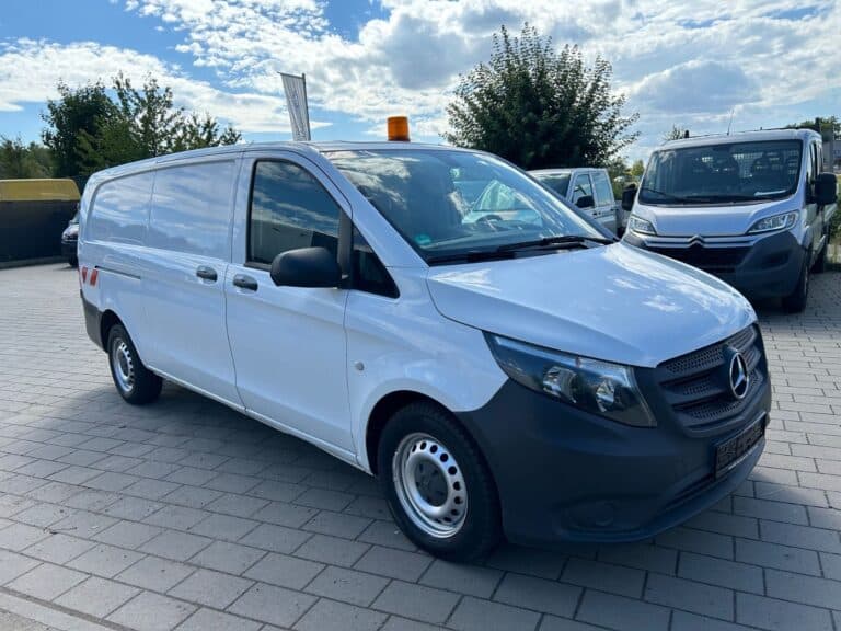 Mercedes-Benz Vito 111 CDI extralang/Klima/3-Sitzer/AHK/1.Hand